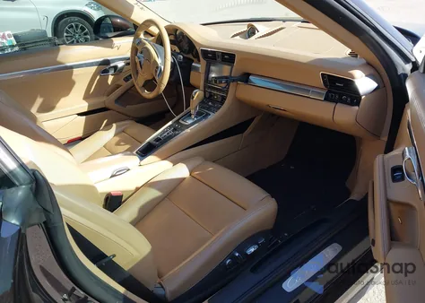 2013 Porsche 911 Carrera 4S z USA, uszkodzony, nr VIN WP0CB2A9XDS156878